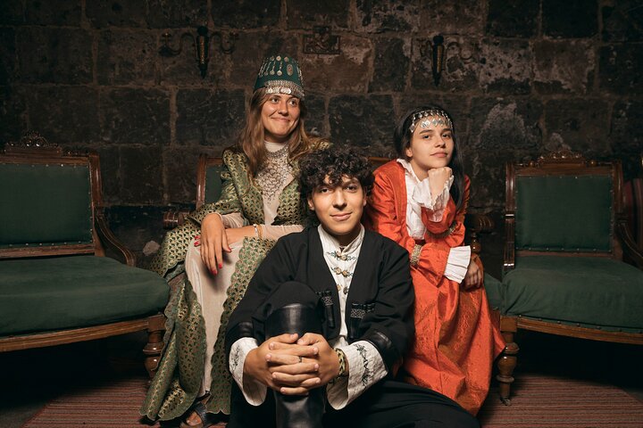 Private Professional Armenian Costume Photo Shoot