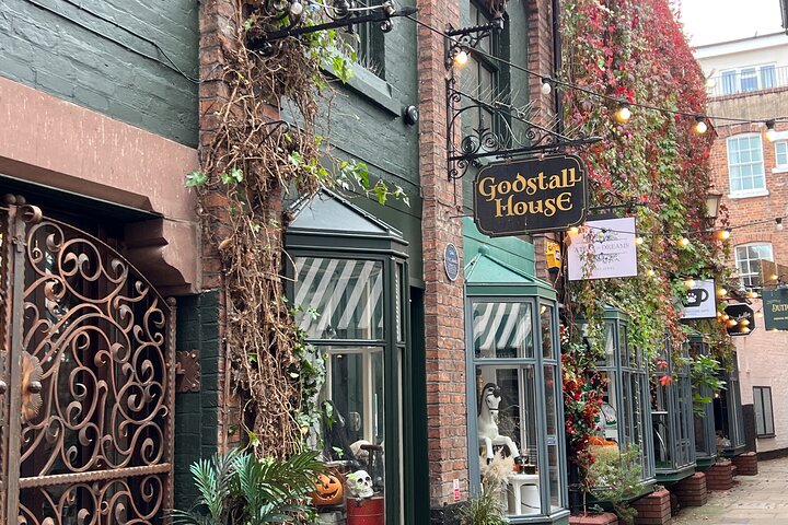 The Heart of Chester Walking Tour - Guided Walk