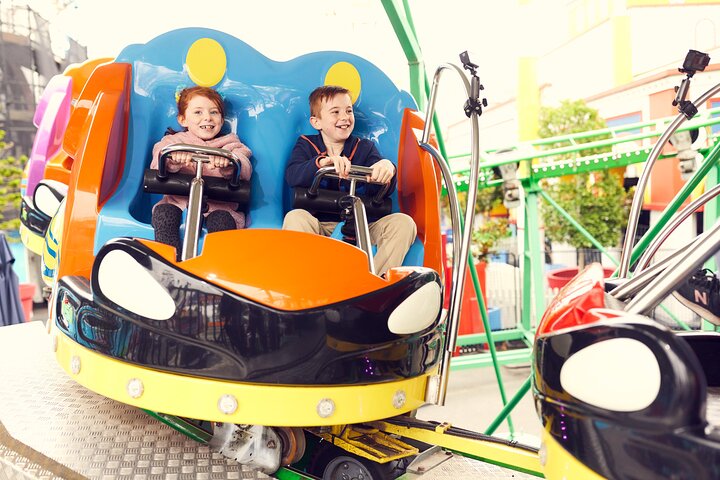 Melbourne’s Luna Park General Entry with Unlimited Rides