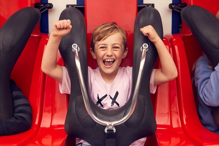 Melbourne’s Luna Park General Entry with Unlimited Rides