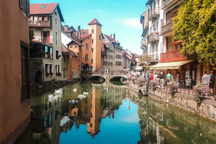 Annecy Food Tour – A Full French Meal Experience by Do Eat Better