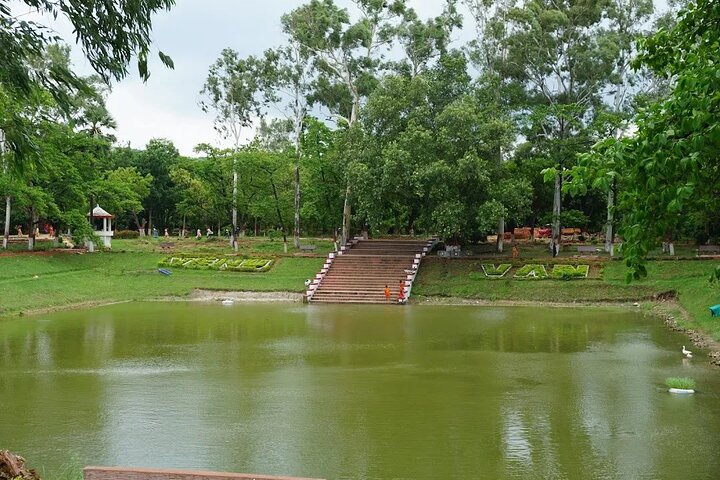 Excursion tour of Rajgir & Nalanda from Bodhgaya