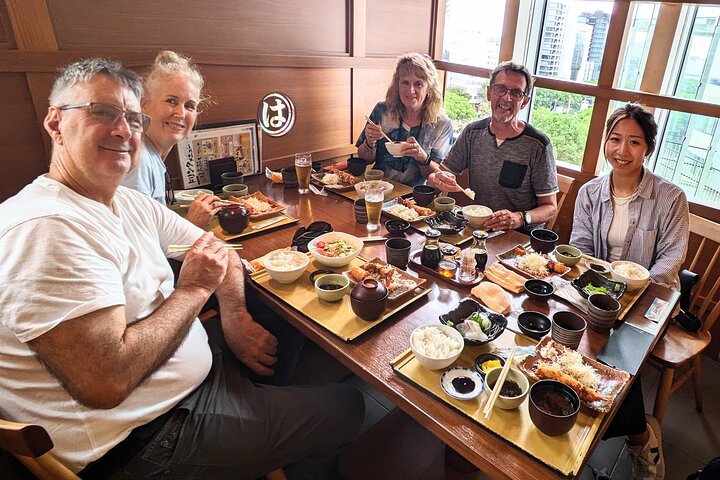 Nagoya Highlight Tour guided by a friendly local