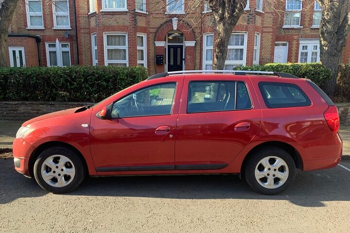 One Way Taxi Transfer from Gatwick Airport to London