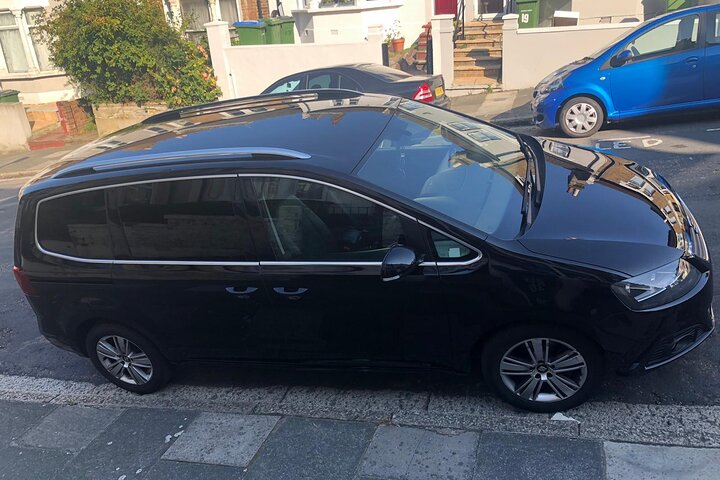One Way Taxi Transfer from Gatwick Airport to London