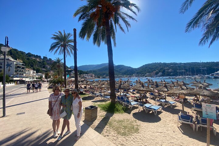 Mallorca Full-Day Tour Valldemossa Deià and Sóller Experience