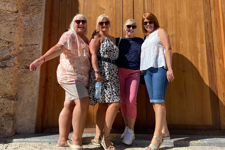 Mallorca Full-Day Tour Valldemossa Deià and Sóller Experience