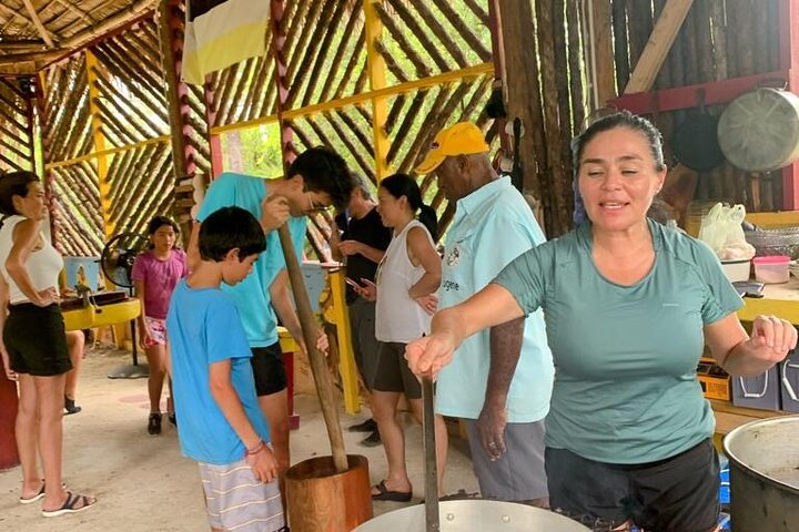 Authentic Garifuna Cultural Cooking Class in Hopkins Belize