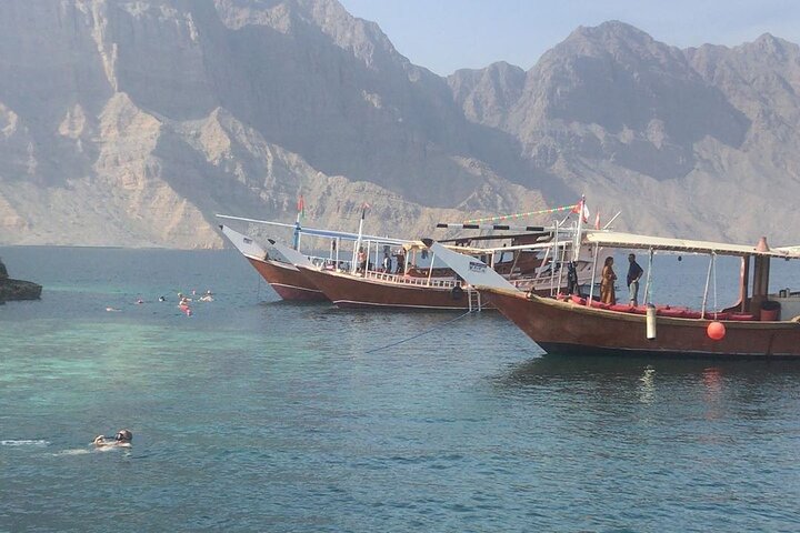 Khasab Dhow Cruise To Musandam Fjords With Lunch Onboard