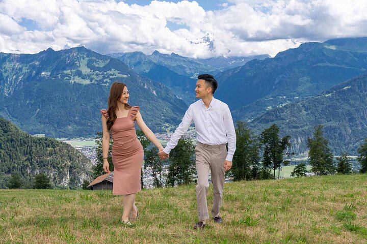 Phototour Private Photoshoot in Interlaken & Lake Brienz and Thun
