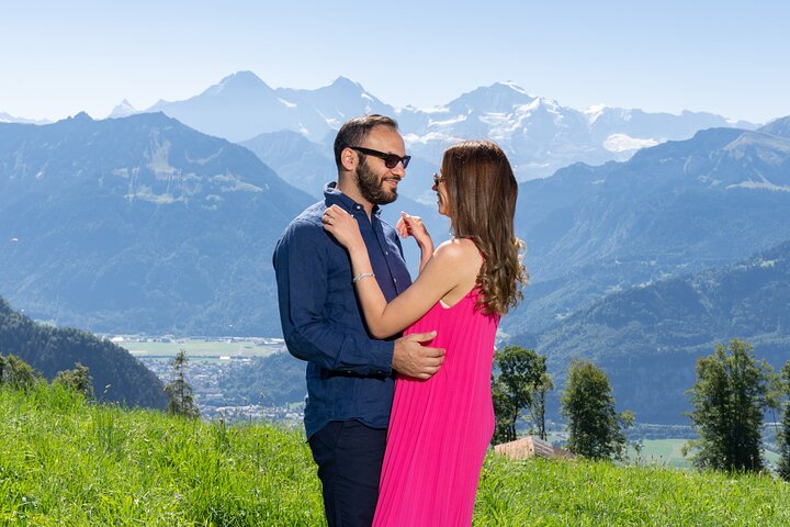 Phototour Private Photoshoot in Interlaken & Lake Brienz and Thun