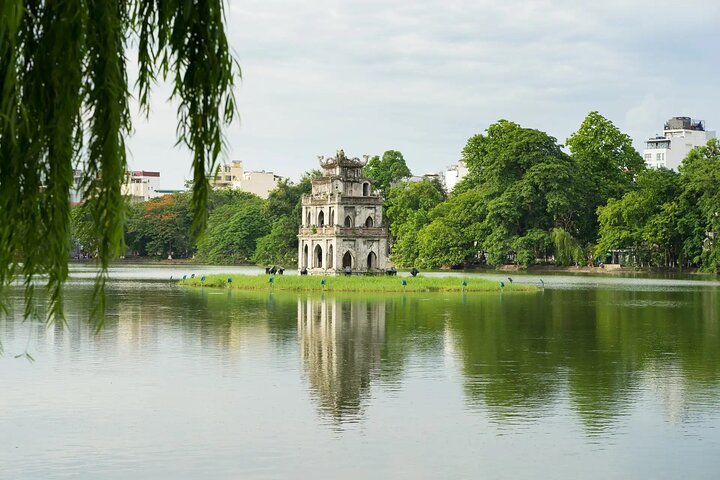 Hanoi in a day from Halong city