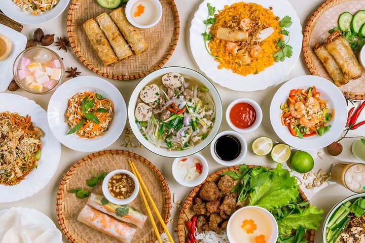 Hanoi in a day from Halong city