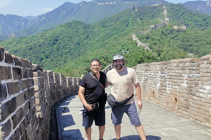 All-Inclusive Day Tour: Mutianyu Great Wall and Summer Palace