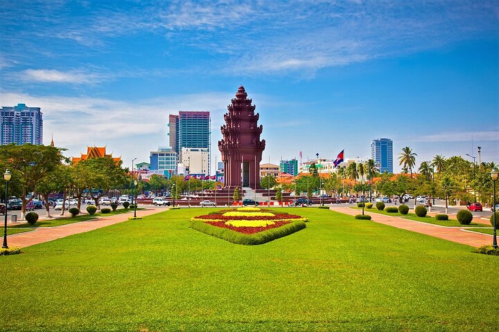 Day Trip from Sihanoukville to Phnom Penh for Cruise Passengers