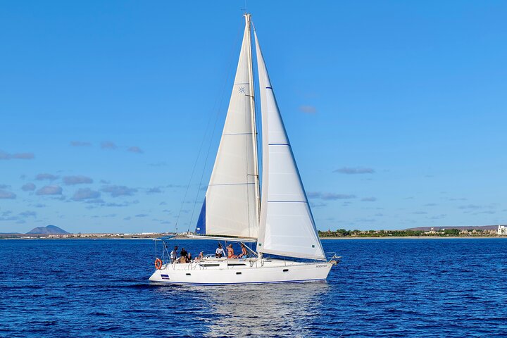 Full day Sailing yacht - Beautiful day on the Atlantic Ocean