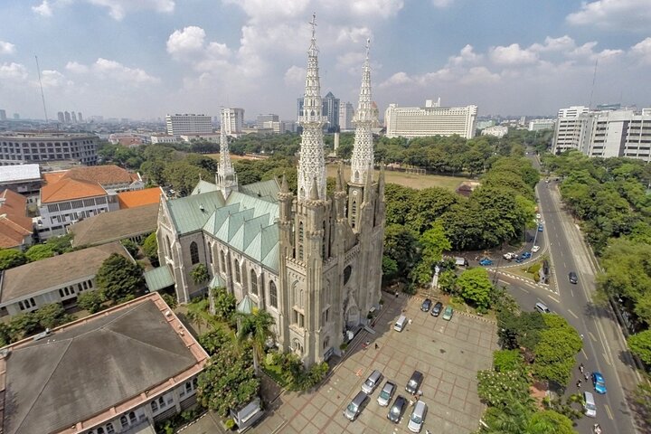 Jakarta Half-Day Highlights Tour