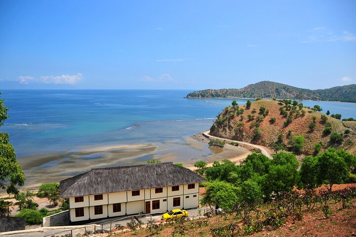 Private Romantic Heritage Walking Tour in Historic Dili