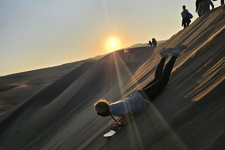 Paracas and Huacachina Exclusive Sunset Picnic Tour