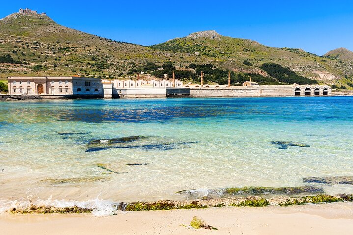 Mini Cruise to Favignana and Levanzo with lunch on board