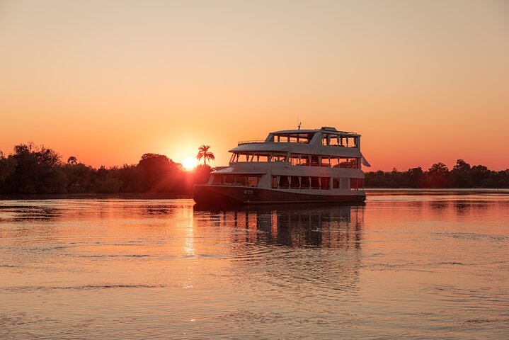 Victoria Falls Luxury Sunset Cruise on the Zambezi River