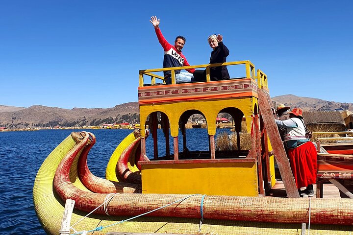 3h Boat Tour to Uros Island from Puno