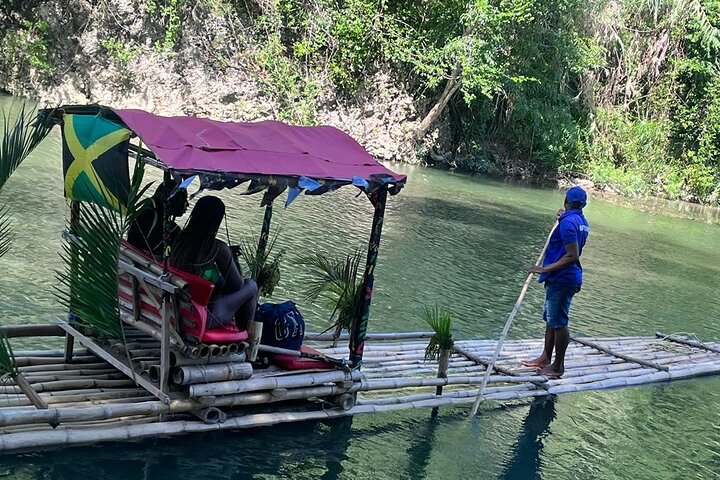 Bamboo River Rafting in Ocho Rios