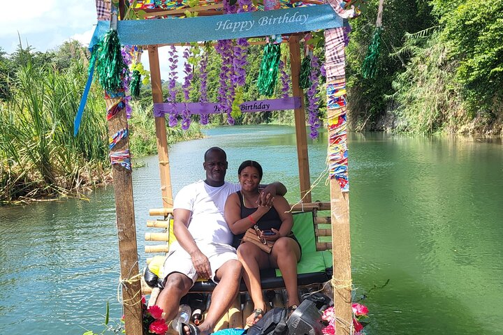 Bamboo River Rafting in Ocho Rios