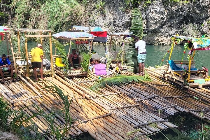 Bamboo River Rafting in Ocho Rios