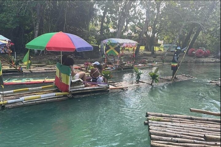 Bamboo River Rafting in Ocho Rios