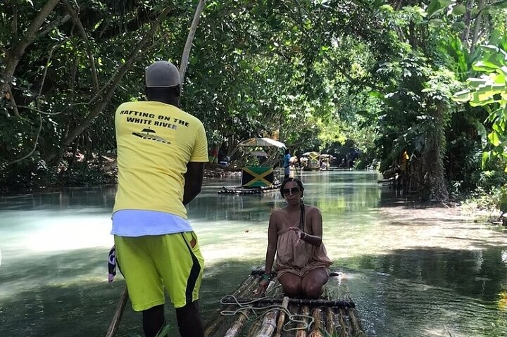 Bamboo River Rafting in Ocho Rios