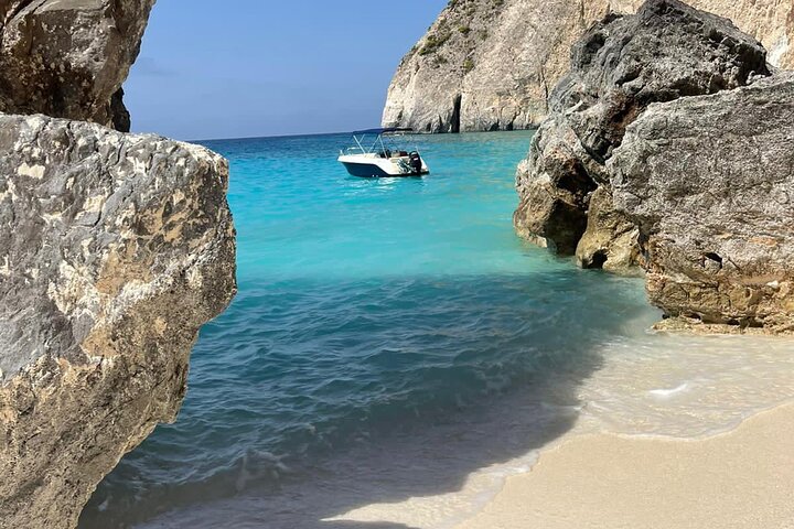 Zakynthos Private Cruise to Turtle Island, Keri Caves & Mizithres