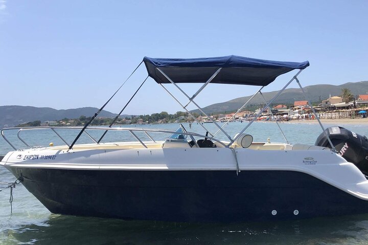 Zakynthos Private Cruise to Turtle Island, Keri Caves & Mizithres