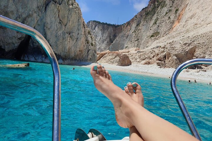 Zakynthos Private Cruise to Turtle Island, Keri Caves & Mizithres