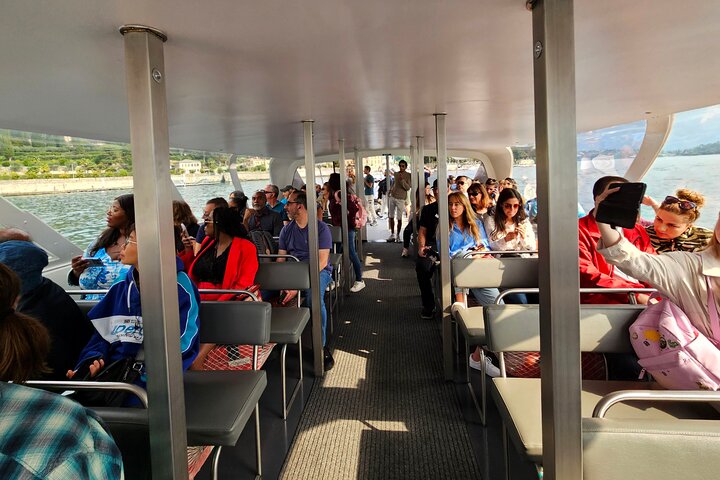 Como, Lugano & Bellagio: Exclusive Cruise–Two Countries in a Day