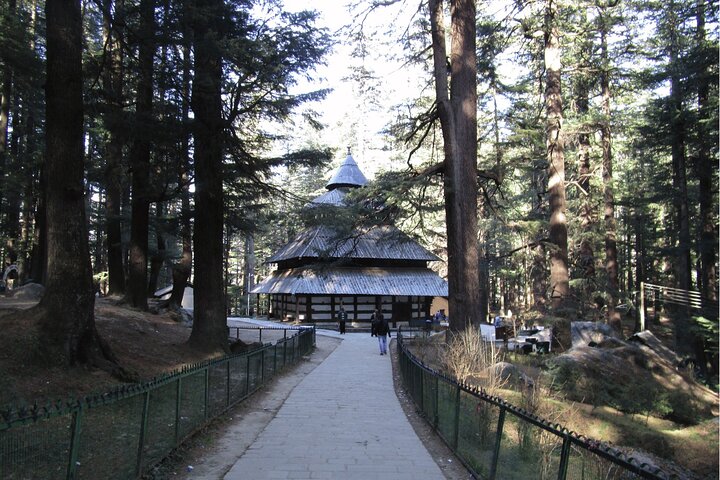 Heritage & Cultural Walking Tour Manali (2 Hours Guided Walking Tour)