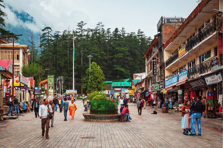 Heritage & Cultural Walking Tour Manali (2 Hours Guided Walking Tour)