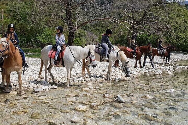 Tour in Acheron River