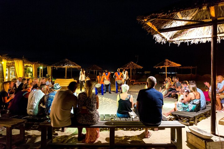 Boa Vista Sunset Dinner with Live Music