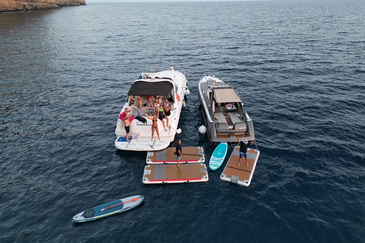 4 Hour Boat Tour with Snorkeling from Puerto Rico and Mogan