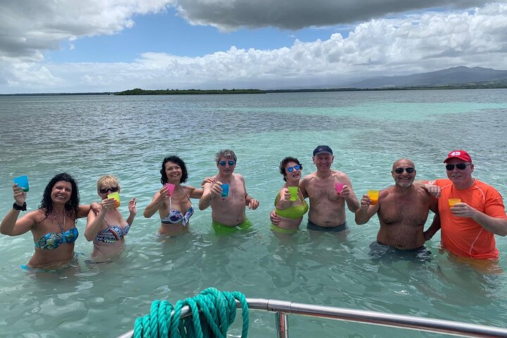 One-day boat trip to the lagoon of Guadeloupe