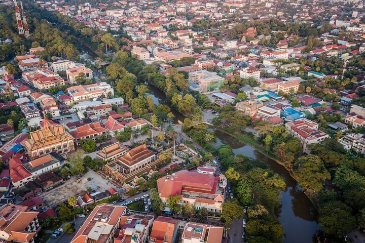 The Journey Phnom Penh to/from Siem Reap: A Memorable Tour