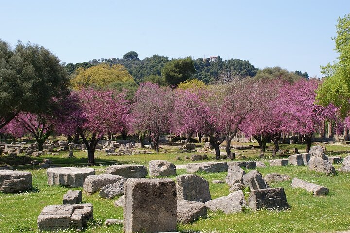 Ancient Olympia & Ancient Corinth Private LuxuryTour from Athens
