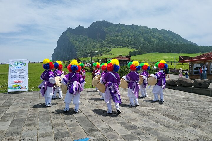 Private Tour in South and East in jeju island