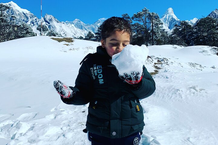 Landing Everest Base Camp Kalapathar by Helicopter with Breakfast