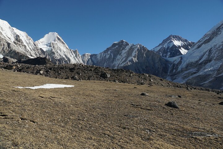 Landing Everest Base Camp Kalapathar by Helicopter with Breakfast