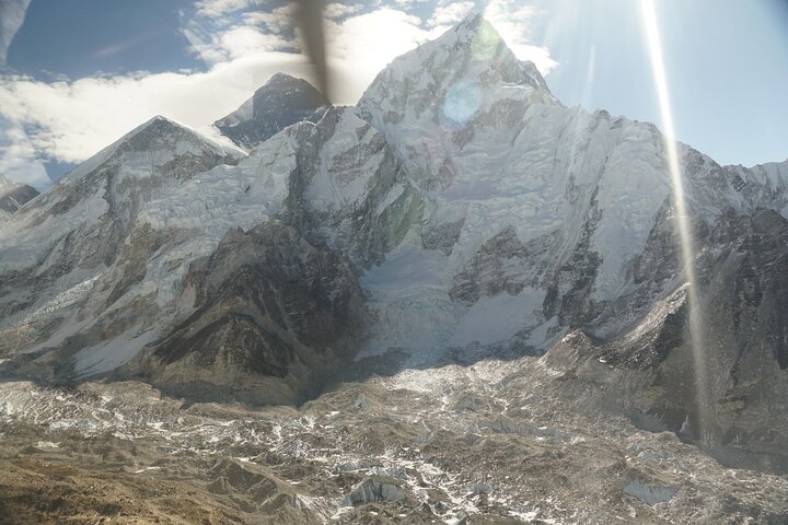 Landing Everest Base Camp Kalapathar by Helicopter with Breakfast