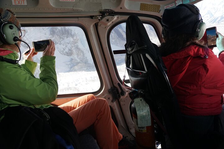 Landing Everest Base Camp Kalapathar by Helicopter with Breakfast