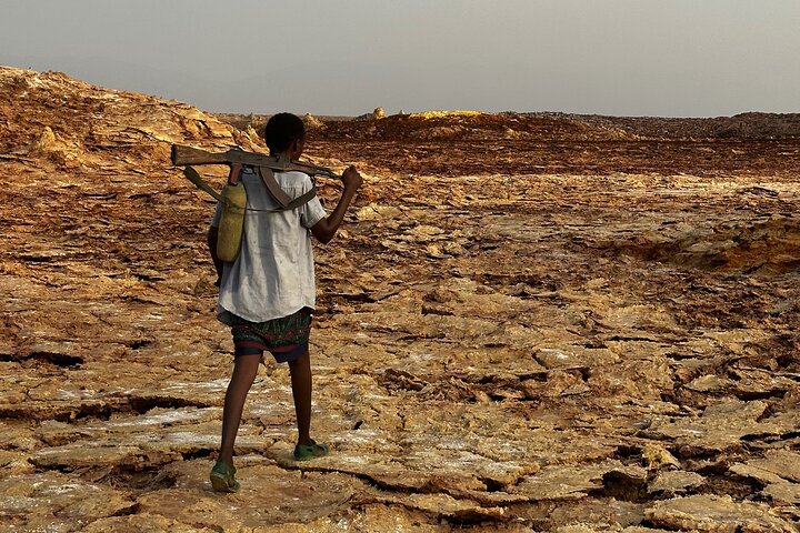 4-Day Tour: Tigray Churches & Danakil Depression Adventure.