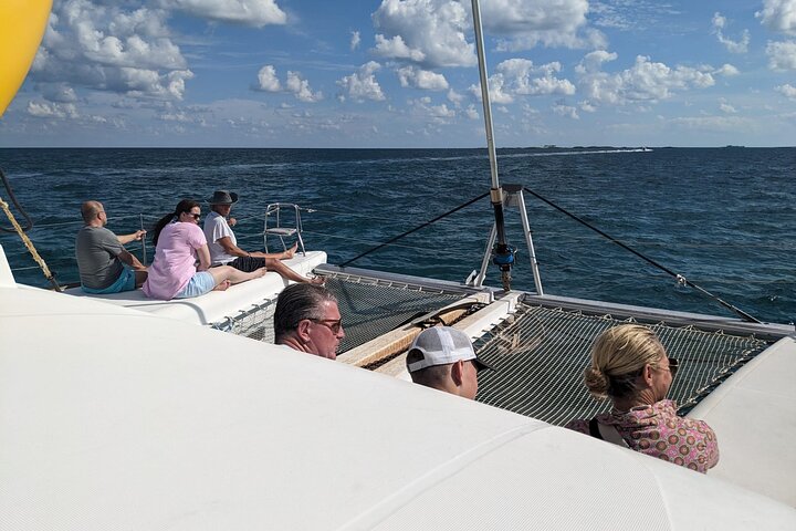 Nassau 3-stops: Snorkeling, Swimming Pigs, Turtles & Lunch